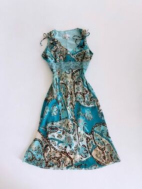 Vintage Y2K Turquoise Paisley Slip Dress
Fairycore Boho Coquette